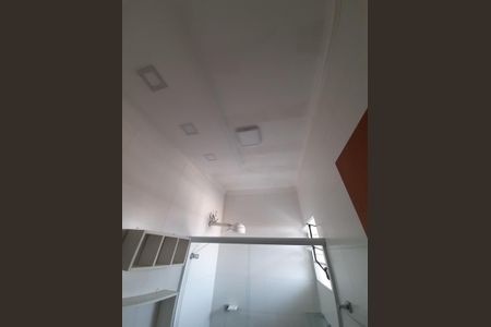 Apartamento à venda com 40m², 2 quartos e sem vaga Apartamento à venda com 40m², 2 quartos e sem vagaBanheiro