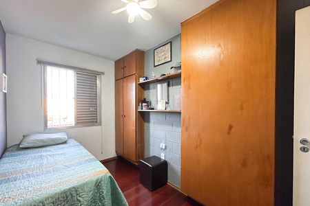 Casa à venda com 237m², 3 quartos e 5 vagas Casa à venda com 237m², 3 quartos e 5 vagasQuarto 2
