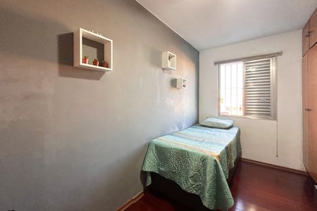 Casa à venda com 237m², 3 quartos e 5 vagas Casa à venda com 237m², 3 quartos e 5 vagasQuarto 2
