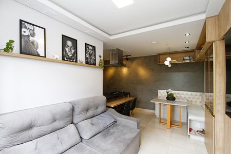 Apartamento à venda com 67m², 2 quartos e 1 vagaSala