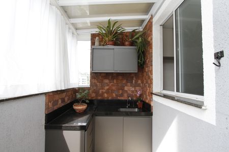 Apartamento à venda com 67m², 2 quartos e 1 vagaVaranda da Sala