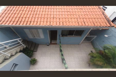 Casa à venda com 100m², 2 quartos e 2 vagas Casa à venda com 100m², 2 quartos e 2 vagasVaranda