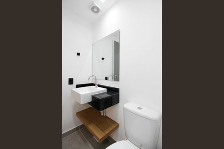 Studio para alugar com 24m², 1 quarto e sem vaga Studio para alugar com 24m², 1 quarto e sem vagaBanheiro