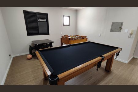 Apartamento à venda com 75m², 3 quartos e 1 vaga Apartamento à venda com 75m², 3 quartos e 1 vagaSala de Jogos
