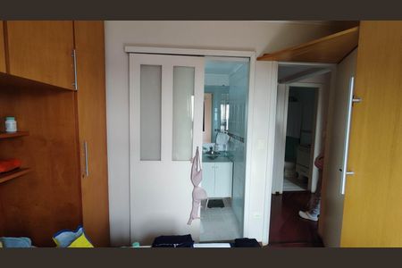 Apartamento à venda com 75m², 3 quartos e 1 vaga Apartamento à venda com 75m², 3 quartos e 1 vagaSuíte