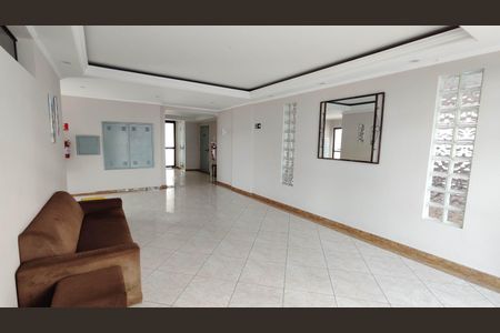 Apartamento à venda com 75m², 3 quartos e 1 vaga Apartamento à venda com 75m², 3 quartos e 1 vagaSaguão
