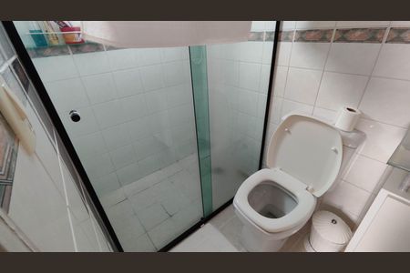 Apartamento à venda com 75m², 3 quartos e 1 vaga Apartamento à venda com 75m², 3 quartos e 1 vagaBanheiro da Suíte