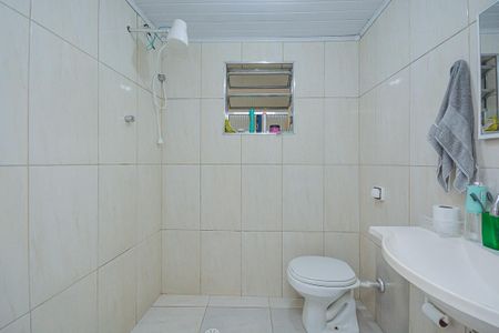 Casa à venda com 300m², 1 quarto e 1 vaga Casa à venda com 300m², 1 quarto e 1 vagaBanheiro
