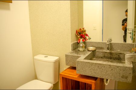 Apartamento para alugar com 71m², 2 quartos e 1 vaga