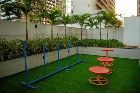 Apartamento para alugar com 71m², 2 quartos e 1 vaga