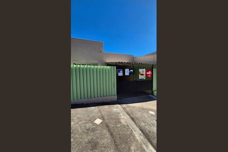 Casa para alugar com 90m², 2 quartos e 2 vagas
