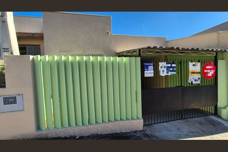 Casa para alugar com 90m², 2 quartos e 2 vagas