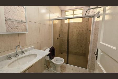 Casa para alugar com 90m², 2 quartos e 2 vagas