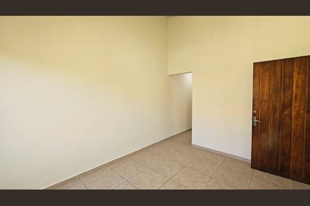 Casa para alugar com 90m², 2 quartos e 2 vagas