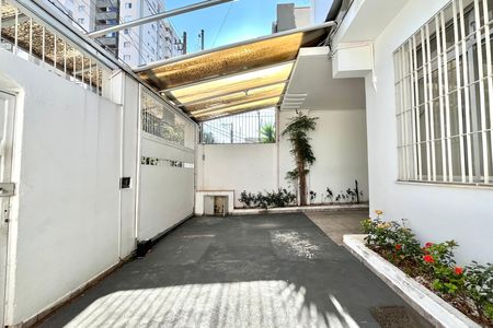 Casa para alugar com 240m², 3 quartos e 2 vagas Casa para alugar com 240m², 3 quartos e 2 vagasGaragem