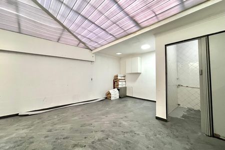 Casa para alugar com 240m², 3 quartos e 2 vagas Casa para alugar com 240m², 3 quartos e 2 vagasQuintal