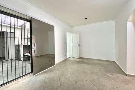 Casa para alugar com 240m², 3 quartos e 2 vagas Casa para alugar com 240m², 3 quartos e 2 vagasSala de Jantar