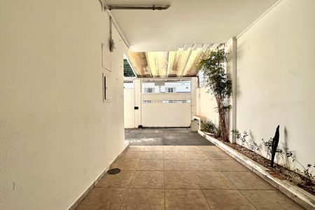Casa para alugar com 240m², 3 quartos e 2 vagas Casa para alugar com 240m², 3 quartos e 2 vagasGaragem