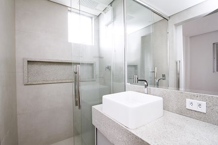Apartamento para alugar com 140m², 3 quartos e 2 vagasBanheiro da Suíte