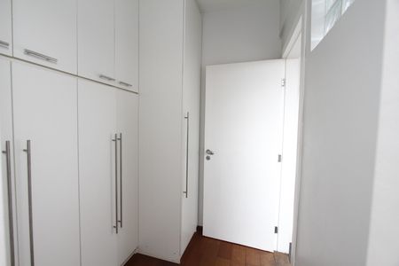 Apartamento para alugar com 140m², 3 quartos e 2 vagasDCE