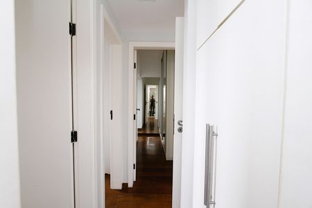 Apartamento para alugar com 140m², 3 quartos e 2 vagasCorredor