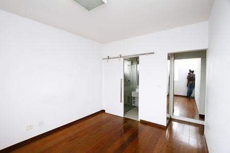 Apartamento para alugar com 140m², 3 quartos e 2 vagasQuarto 3 - Suíte