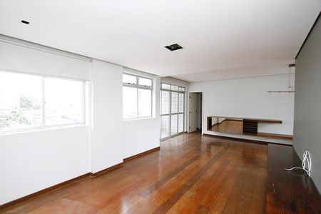 Apartamento para alugar com 140m², 3 quartos e 2 vagasSala