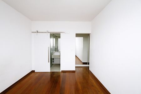 Apartamento para alugar com 140m², 3 quartos e 2 vagasQuarto 3 - Suíte