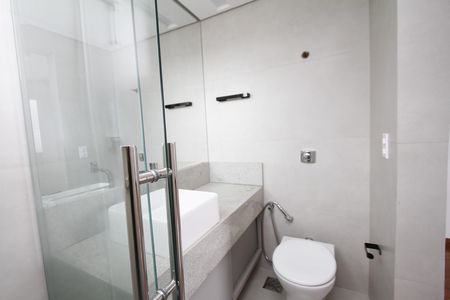 Apartamento para alugar com 140m², 3 quartos e 2 vagasBanheiro da Suíte