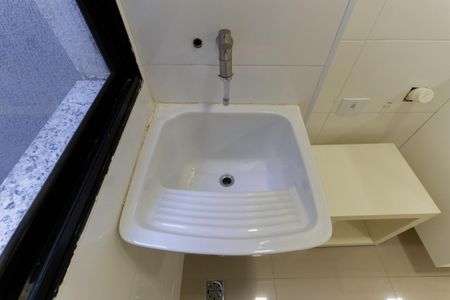 Sala/Cozinha de apartamento à venda com 2 quartos, 45m² em Vila Ester (zona Norte), São Paulo