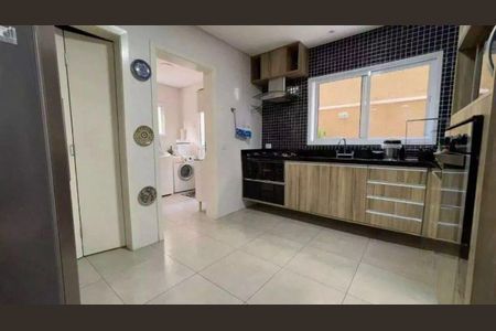 Casa à venda com 224m², 3 quartos e 4 vagas