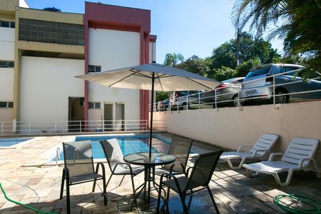 Apartamento à venda com 52m², 2 quartos e 1 vaga Apartamento à venda com 52m², 2 quartos e 1 vagaÁrea comum - Piscina