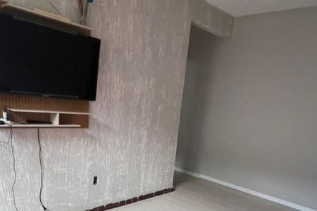 Sala/Quarto de apartamento à venda com 2 quartos, 65m² em Santa Rosa de Lima, Porto Alegre