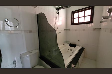 Casa para alugar com 150m², 3 quartos e 3 vagas Casa para alugar com 150m², 3 quartos e 3 vagasBanheiro Suite