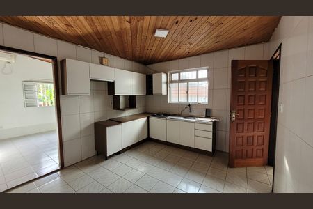 Casa para alugar com 150m², 3 quartos e 3 vagas Casa para alugar com 150m², 3 quartos e 3 vagasCozinha