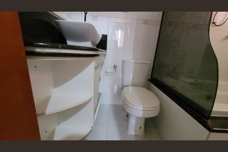 Casa para alugar com 150m², 3 quartos e 3 vagas Casa para alugar com 150m², 3 quartos e 3 vagasBanheiro Suite