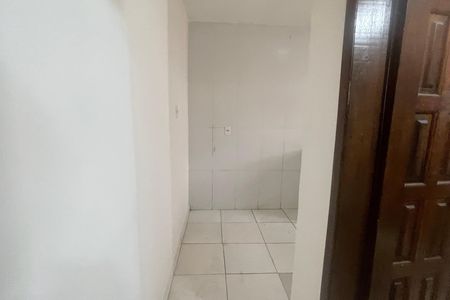 Banheiro de casa para alugar com 2 quartos, 49m² em Parque Duque, Duque de Caxias