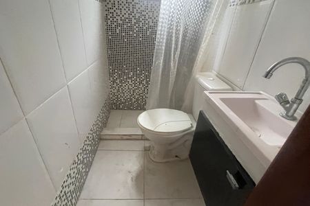 Casa para alugar com 49m², 2 quartos e sem vagaBanheiro