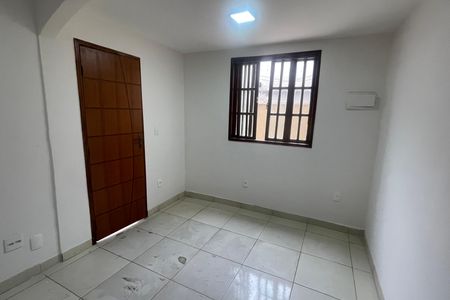 Casa para alugar com 49m², 2 quartos e sem vagaSala