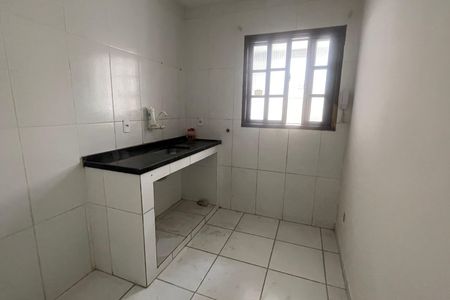 Cozinha de casa para alugar com 2 quartos, 49m² em Parque Duque, Duque de Caxias