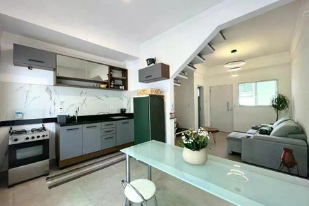 Casa de condomínio à venda com 100m², 2 quartos e 1 vaga