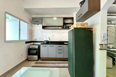 Casa de condomínio à venda com 100m², 2 quartos e 1 vaga