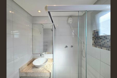 Apartamento para alugar com 65m², 2 quartos e 1 vaga Apartamento para alugar com 65m², 2 quartos e 1 vagaBanheiro Social