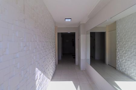 Apartamento para alugar com 44m², 2 quartos e 1 vagaHall de entrada