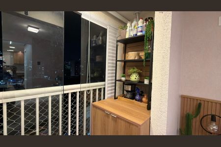 Apartamento à venda com 29m², 1 quarto e sem vagaSacada