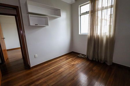 Apartamento para alugar com 182m², 3 quartos e 2 vagasQuarto 2