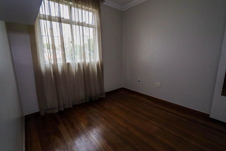 Apartamento para alugar com 182m², 3 quartos e 2 vagasQuarto 2