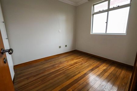 Apartamento para alugar com 182m², 3 quartos e 2 vagasQuarto Suíte