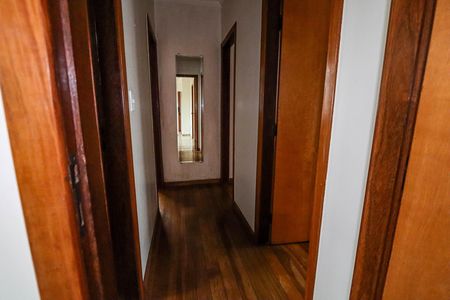 Apartamento para alugar com 182m², 3 quartos e 2 vagasCorredor