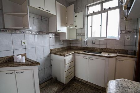 Apartamento para alugar com 182m², 3 quartos e 2 vagasCozinha
